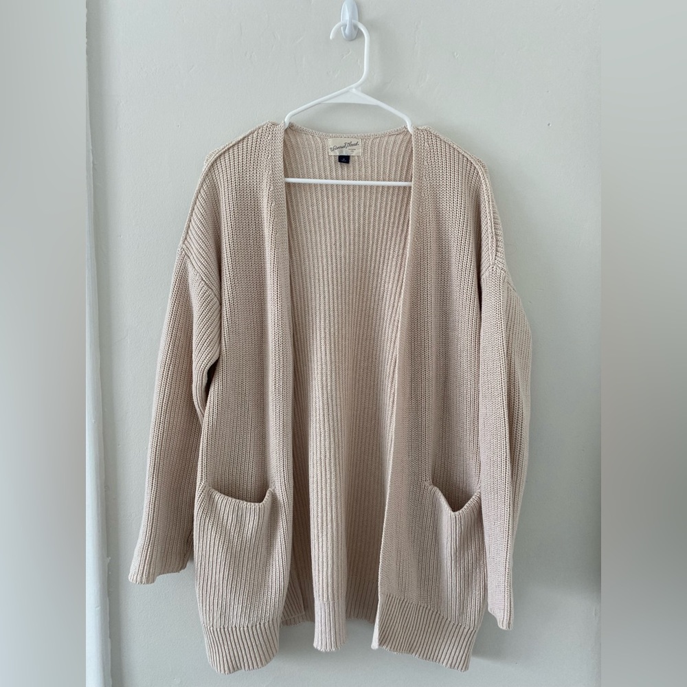 Knit cardigan